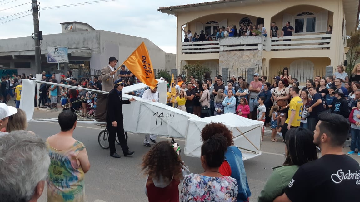 Quadrilha é o vencedor do desfile da FJF