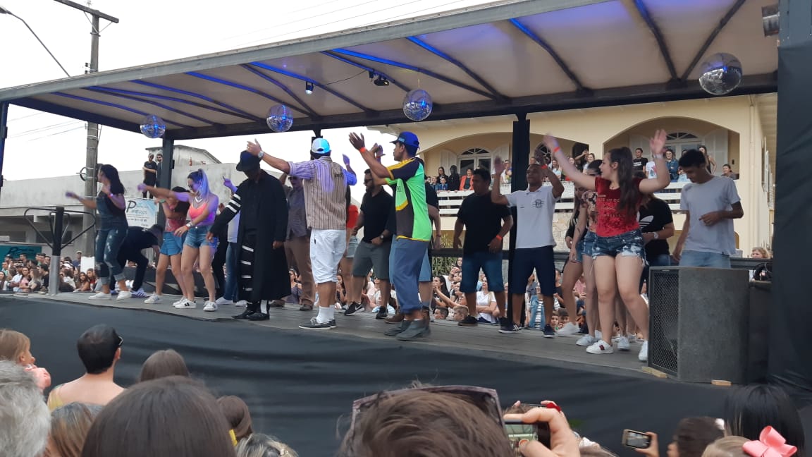 Quadrilha é o vencedor do desfile da FJF