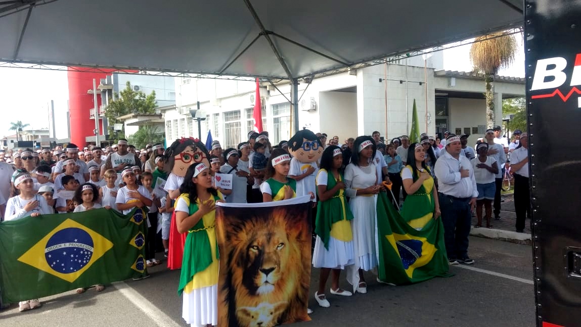 Marcha para Jesus reúne fiéis em Morro da Fumaça