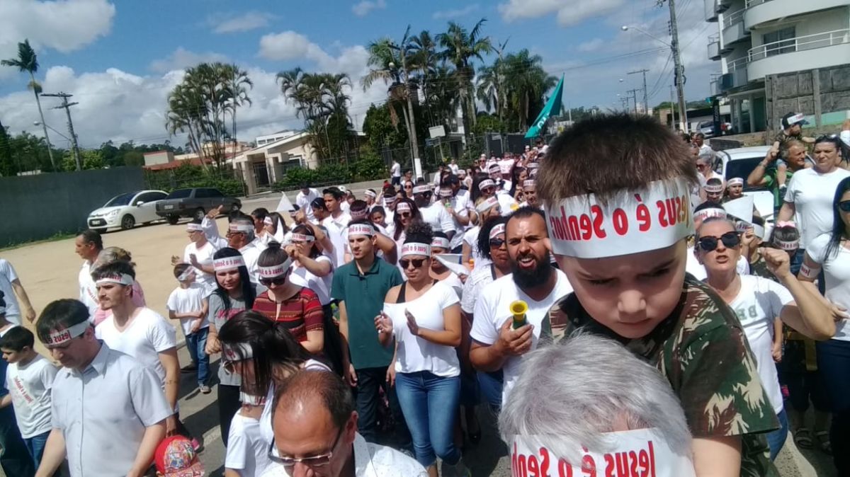 Marcha para Jesus reúne fiéis em Morro da Fumaça