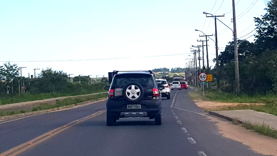 Movimento intenso na ida para o Balneário Esplanada