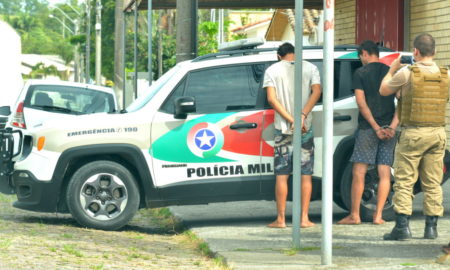 Irmãos são presos após tentativa de furto na Escola Pietro Maccari