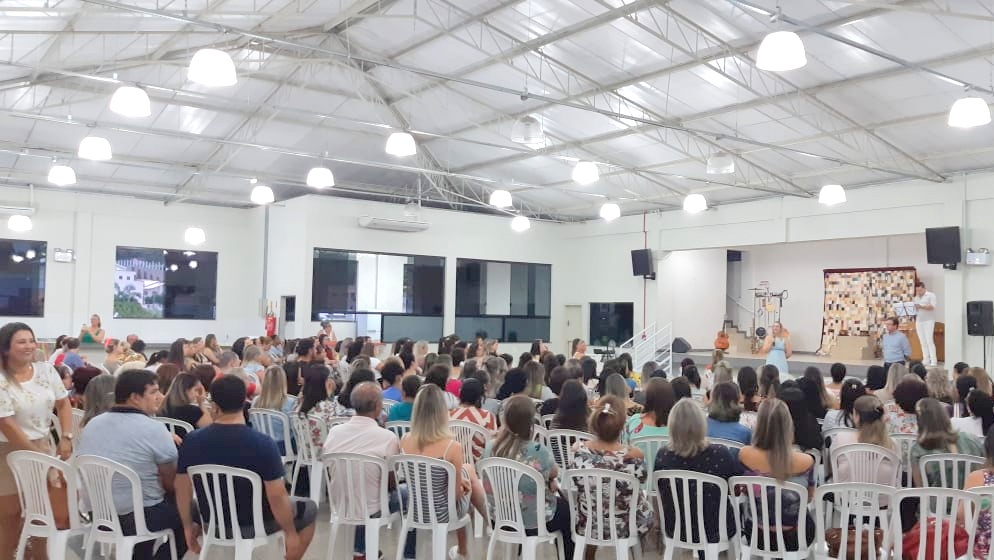 Morro da Fumaça abre o ano letivo com encontro e capacitação aos profissionais da educação