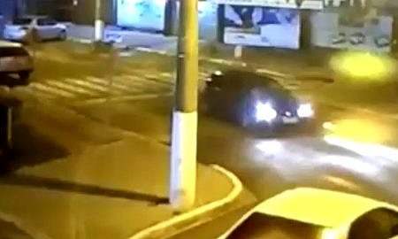 Motorista é preso dirigindo embriagado no centro da cidade (VÍDEO)