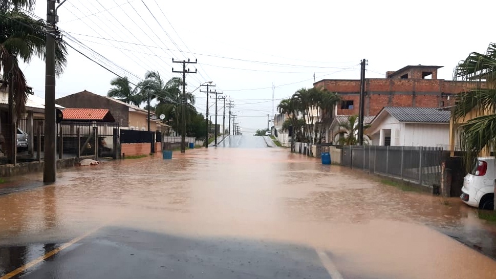 Temporal castiga Morro da Fumaça (COM FOTOS)