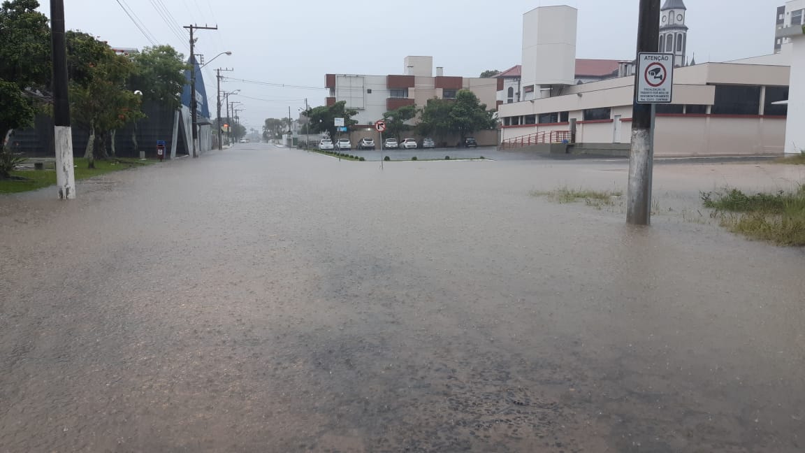 Temporal castiga Morro da Fumaça (COM FOTOS)