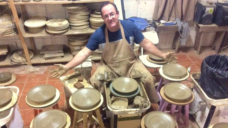 Olaria das Artes realiza curso de produção artística em cerâmica