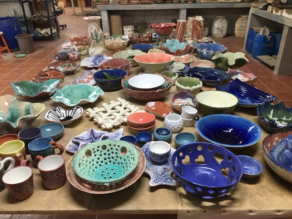 Olaria das Artes realiza curso de produção artística em cerâmica