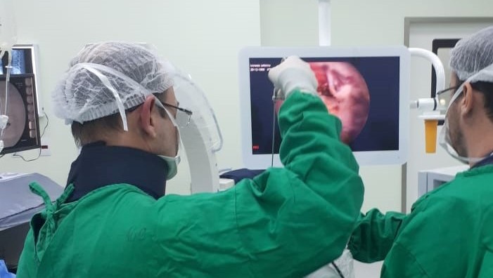 Nova tecnologia em cirurgia de coluna vertebral é realizada na Unimed Criciúma