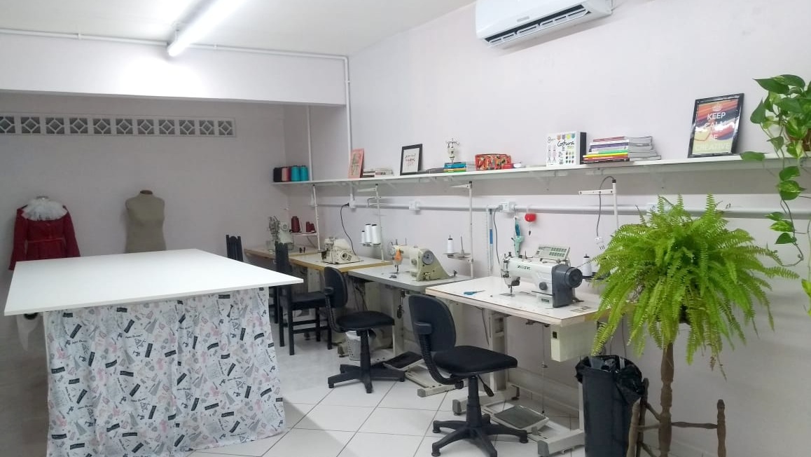 Fumacense inaugura laboratório de costura e modelagem em Criciúma