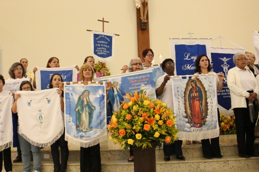 Imagem de Nossa Senhora Aparecida é entronizada no Santuário SCMJ