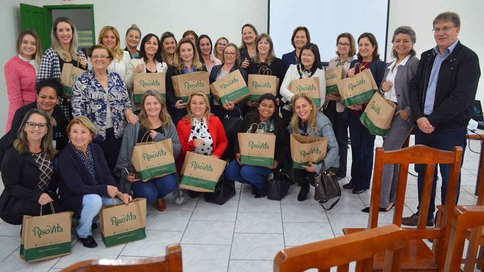 Morro da Fumaça recebe encontro de primeiras-damas da Amrec