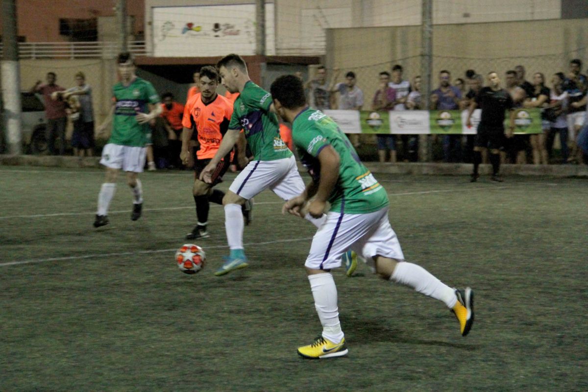 Muitos gols e bom público na abertura da Copa Cermoful