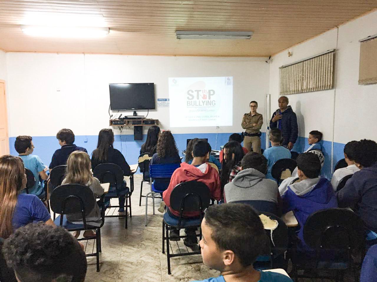 Polícia Militar de Morro da Fumaça inicia projeto “Bullying não é brincadeira”