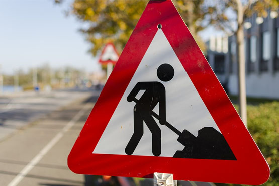 TJ nega indenização a ciclista que bateu em placa de sinalização no acostamento de SC