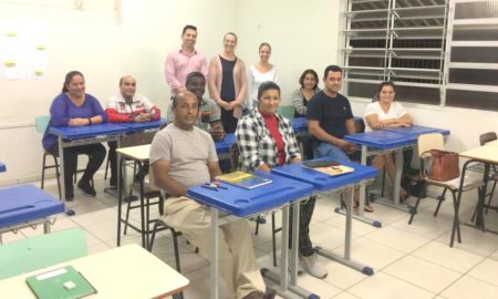 Iniciada em maio, Classe de Alfabetização de Jovens e Adultos de Morro da Fumaça já atende 20 alunos