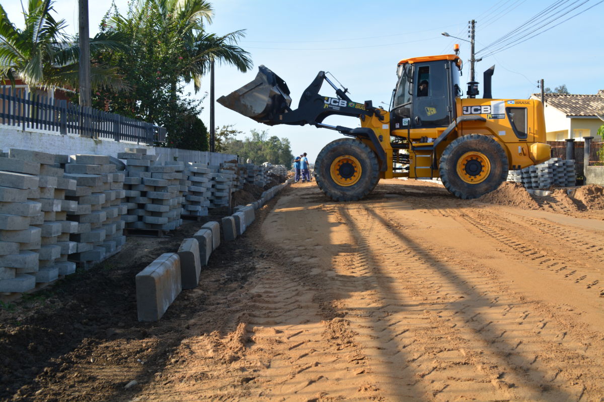 Obras de pavimentação avançam em Morro da Fumaça