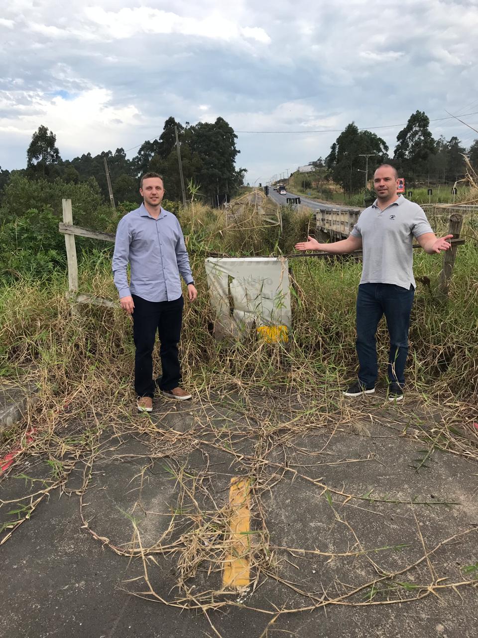 Deputado Jessé Lopes visita Morro da Fumaça e recebe demandas