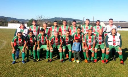 Fora de casa, Master do Rui Barbosa vence o Estaçãozinha