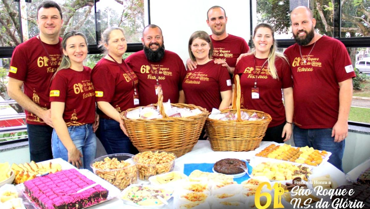 Festeiros de São Roque e Nossa Senhora da Glória realizam Café Solidário