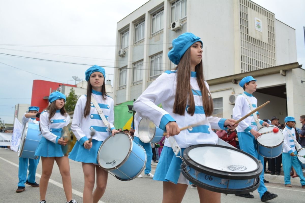 Amor à Pátria e conscientização no Desfile Cívico de Morro da Fumaça (FOTOS)