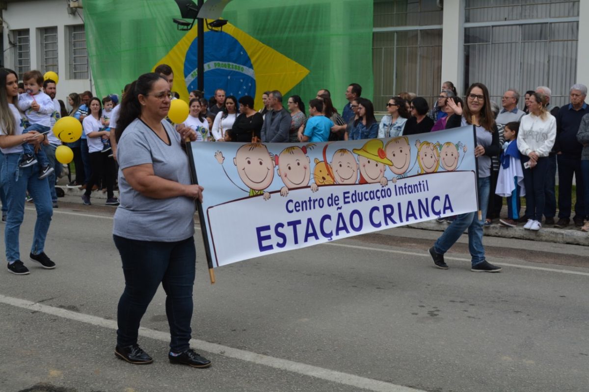 Amor à Pátria e conscientização no Desfile Cívico de Morro da Fumaça (FOTOS)