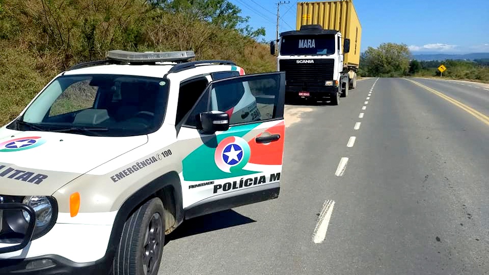 Polícia Militar intensifica fiscalização na SC-442 em Estação Cocal