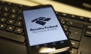 Receita paga nesta sexta quarto lote de restituição do IR 2024