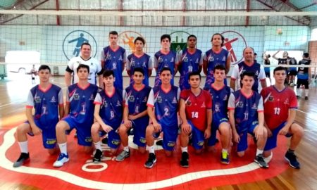 Vôlei de Morro da Fumaça estreia com vitória na Olesc