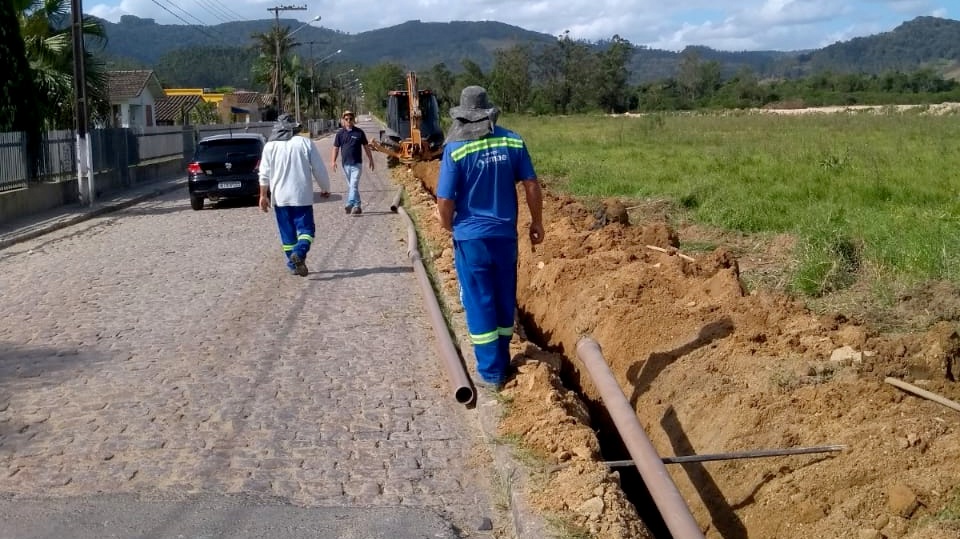 Samae amplia rede de abastecimento em mais de 3,5 mil metros