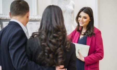 Noivos indenizados por cerimonialista que estragou casamento com discurso sem-noção