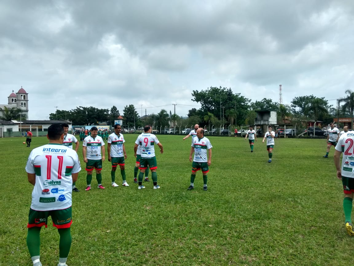 Quarentão do Rui Barbosa perde para o Ipiranga