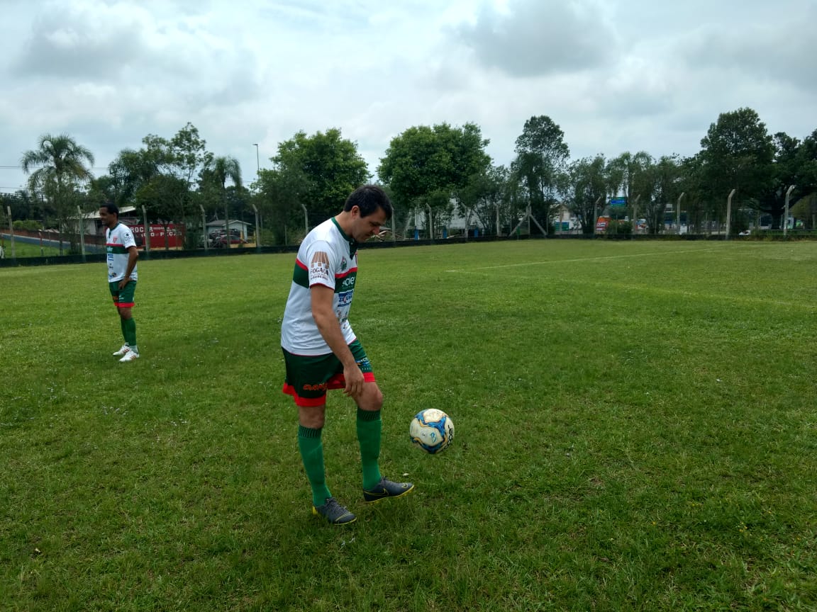 Quarentão do Rui Barbosa perde para o Ipiranga