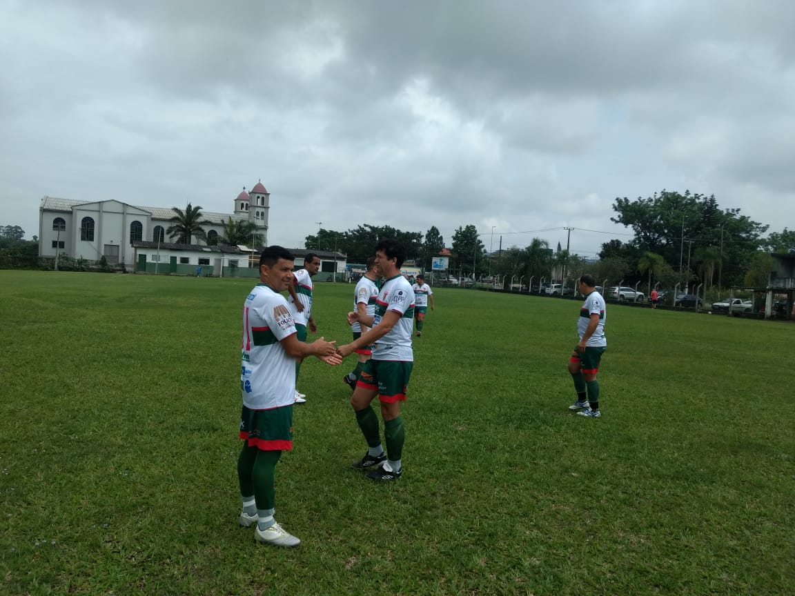 Quarentão do Rui Barbosa perde para o Ipiranga