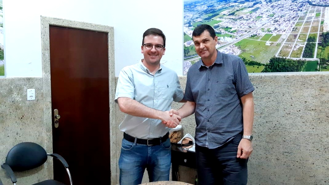 Eduardo Guollo assume a Prefeitura de Morro da Fumaça