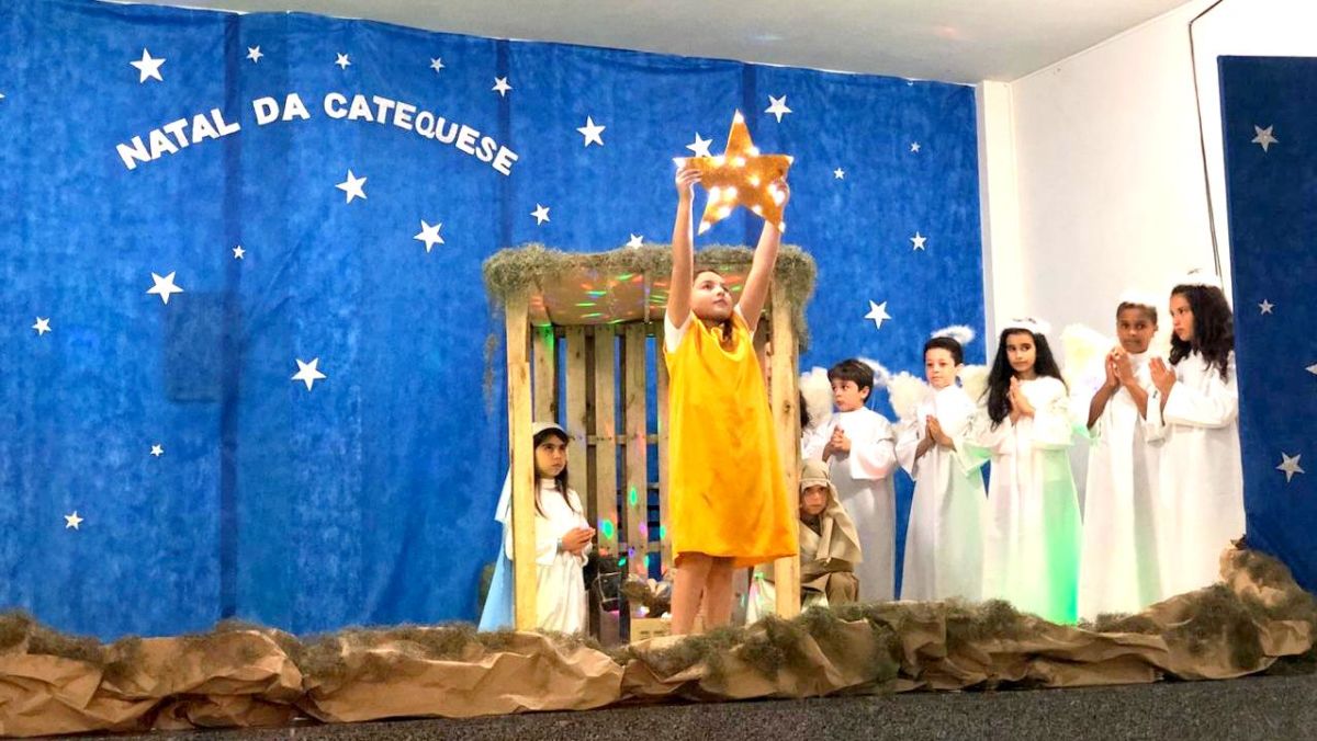 Famílias participam da Primeira Festa de Natal da Catequese