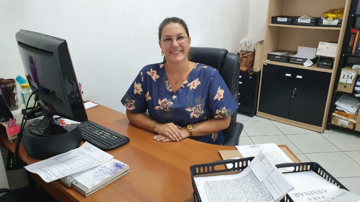 Júlia Tasso Barzan completa 10 anos a frente do Cartório de Morro da Fumaça