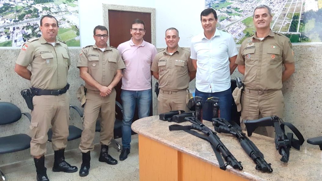 Polícia Militar de Morro da Fumaça recebe novas armas