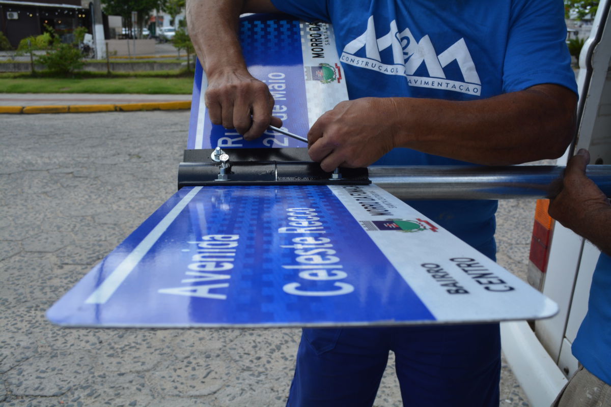 Ruas de Morro da Fumaça ganham novas placas