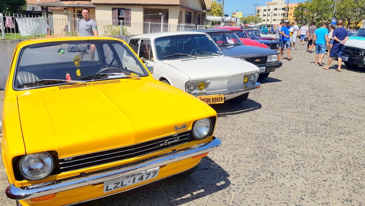 Morro da Fumaça realiza neste domingo 4º Encontro de Antigos (FOTOS)