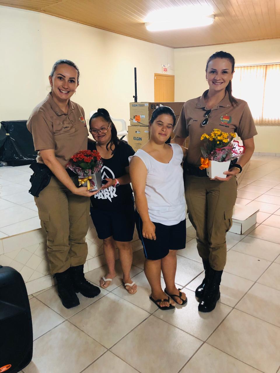 Polícia Militar faz palestra educativa na APAE de Morro da Fumaça