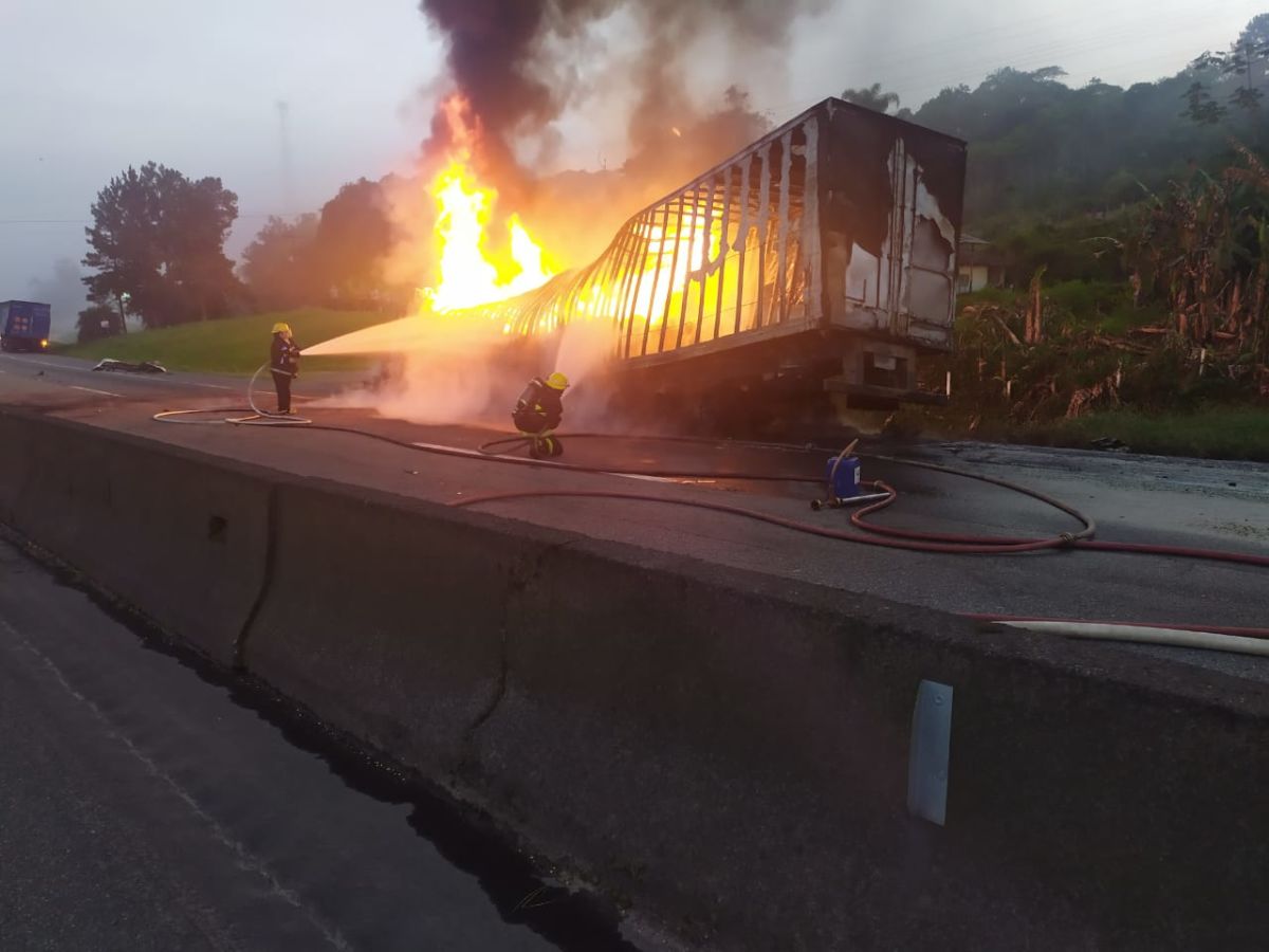 Motorista de Morro da Fumaça morre na BR-101