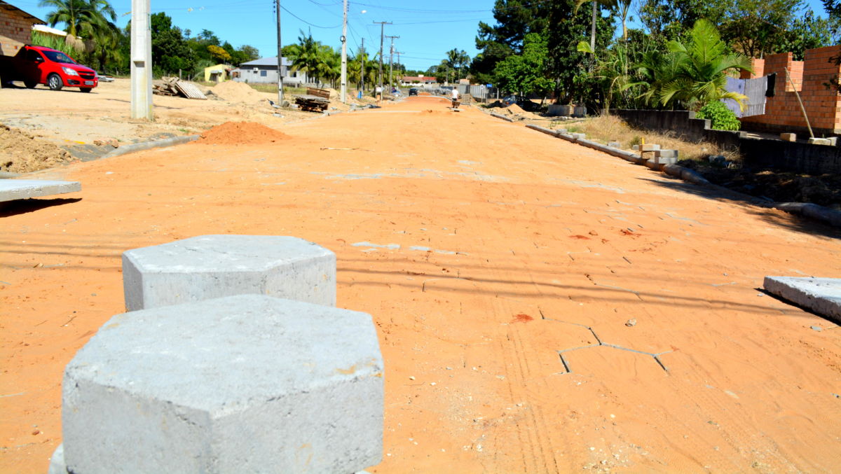 Rua Pascoal Zaccaron ganha pavimentação