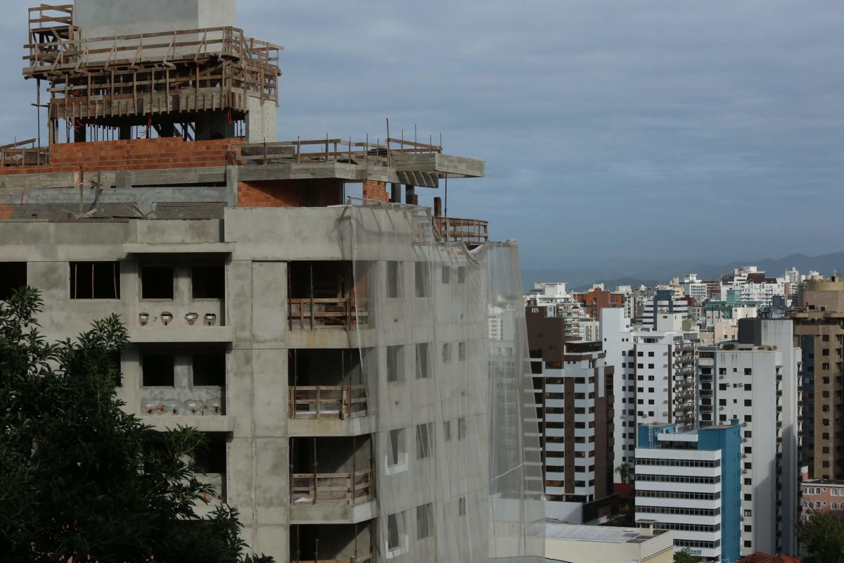 Coronavírus: Governo do Estado libera obras privadas de construção civil