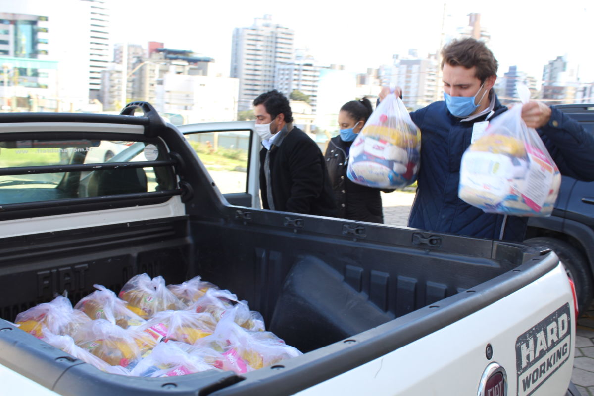 Grupo RAC promove a entrega de cestas básicas ao Hospital São José