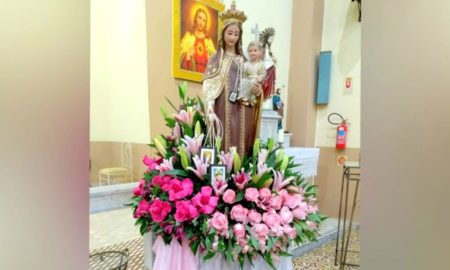 Comemoração diferente: fiéis celebram dia de Nossa Senhora do Carmo