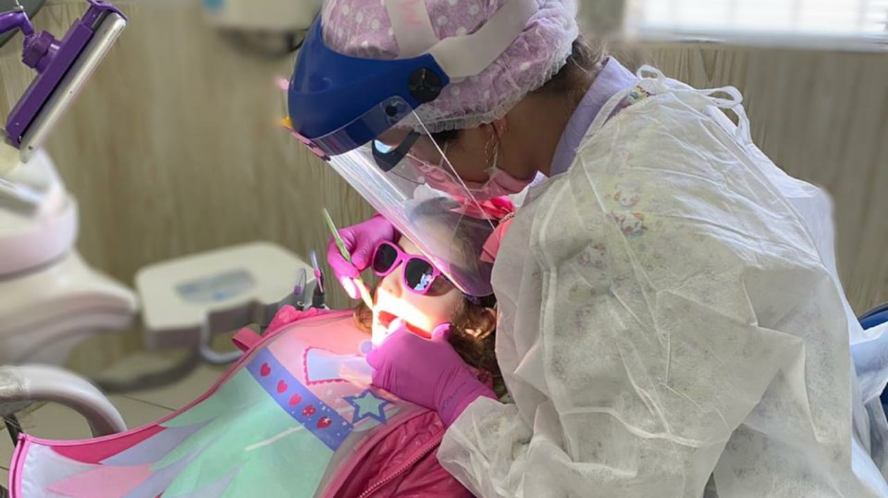 Dentista alerta para problemas bucais em crianças durante a pandemia