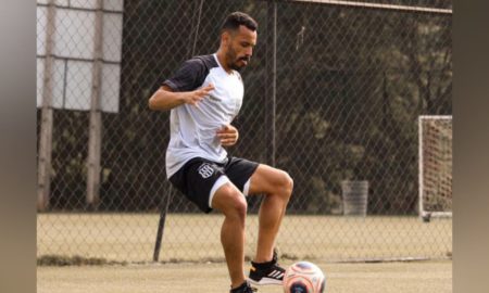 Moisés Vieira é opção do técnico Brigatti para enfrentar o Brasil de Pelotas