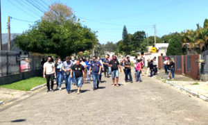 Dr. Juninho e Toninho Patrício iniciam visitas casa a casa nos bairros