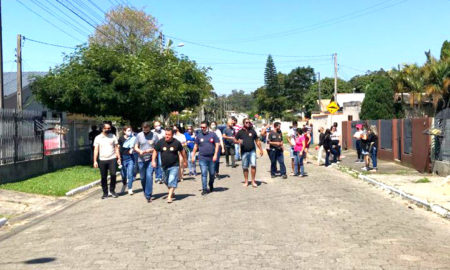 Dr. Juninho e Toninho Patrício iniciam visitas casa a casa nos bairros